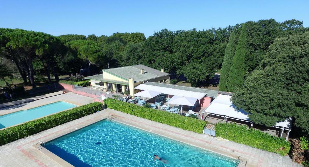 Domaine Le Moulin Neuf Hotel Saint Quentin la Poterie Bagian luar foto